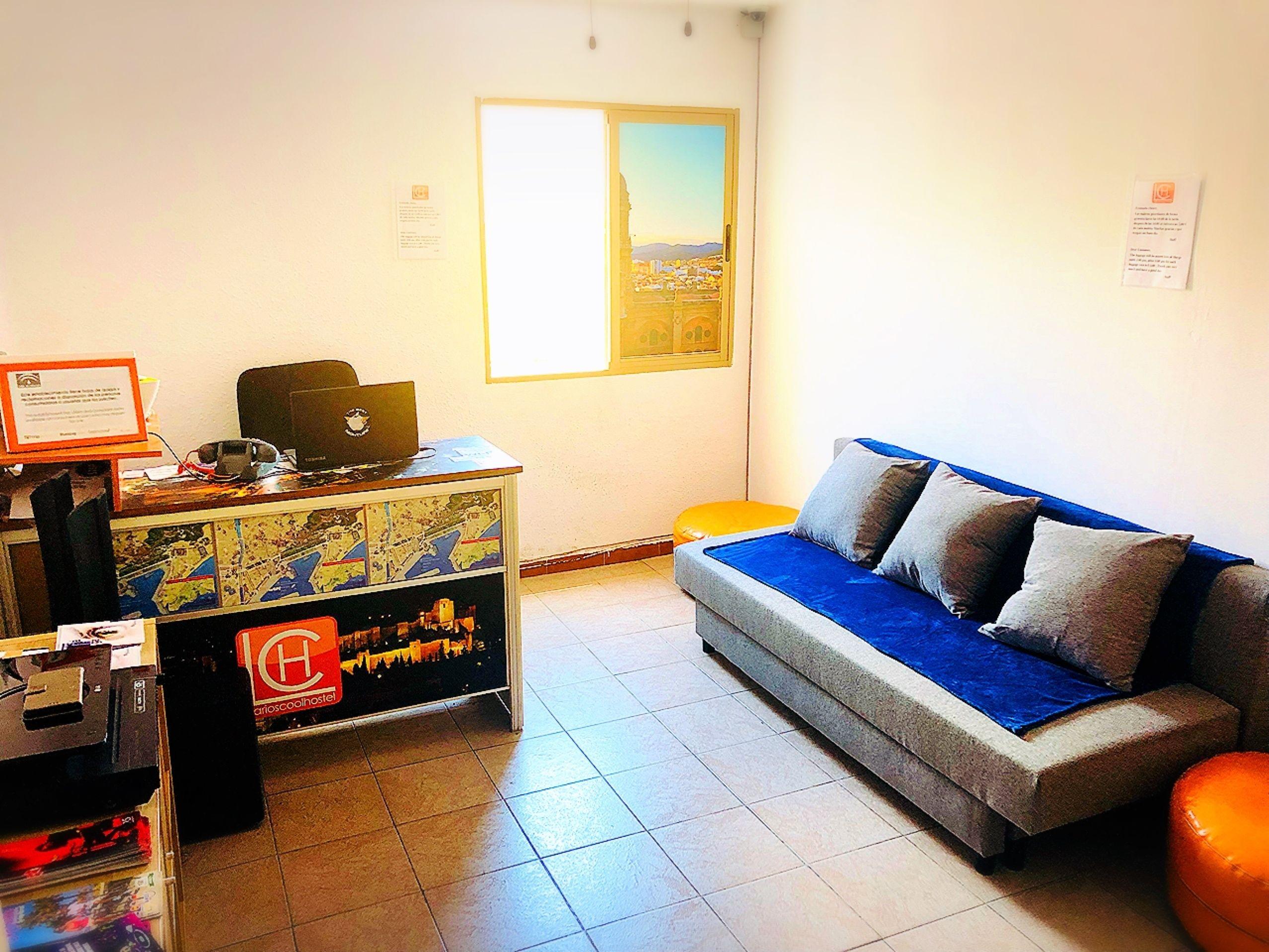 Larios Cool Hostel - Malaga — Photos 3